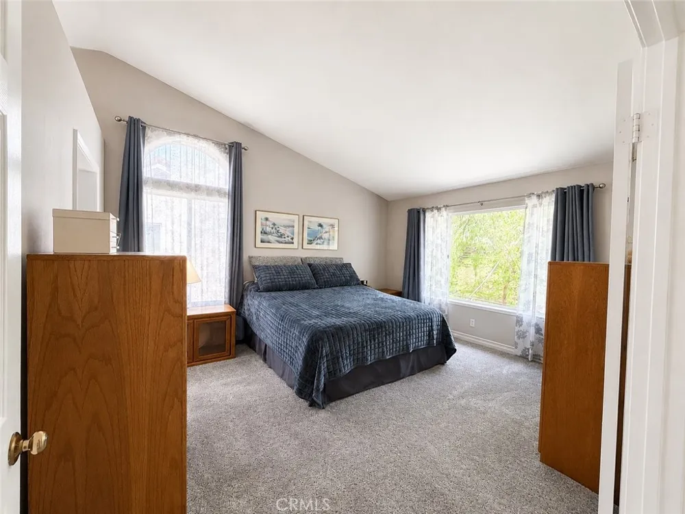 478 Shelburne Lane, Unit B Simi Valley, CA 93065