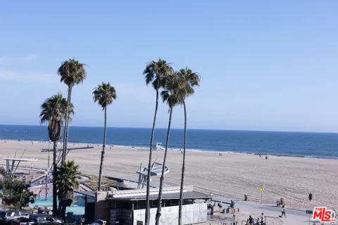 723 Palisades Beach Road #318