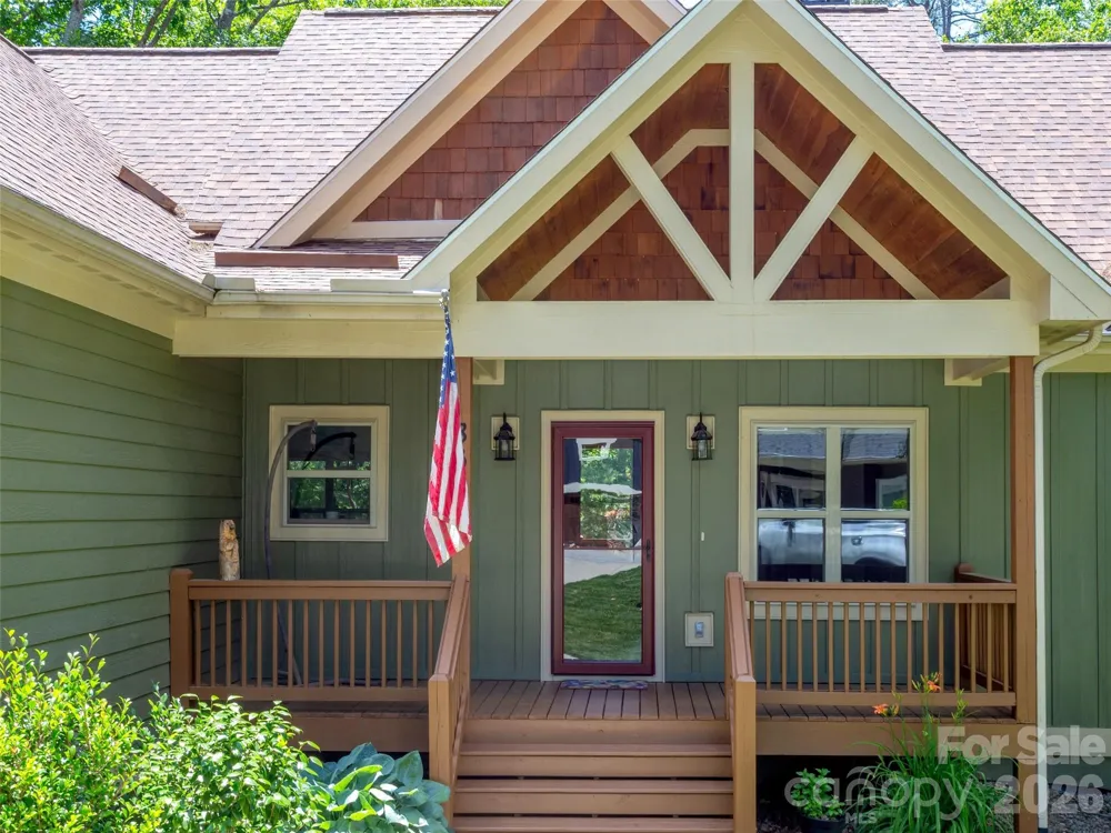 86 Crossings Circle Fairview, NC 28730