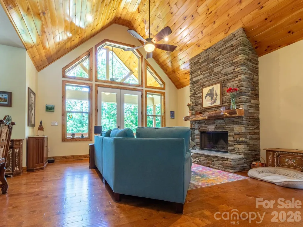 86 Crossings Circle Fairview, NC 28730