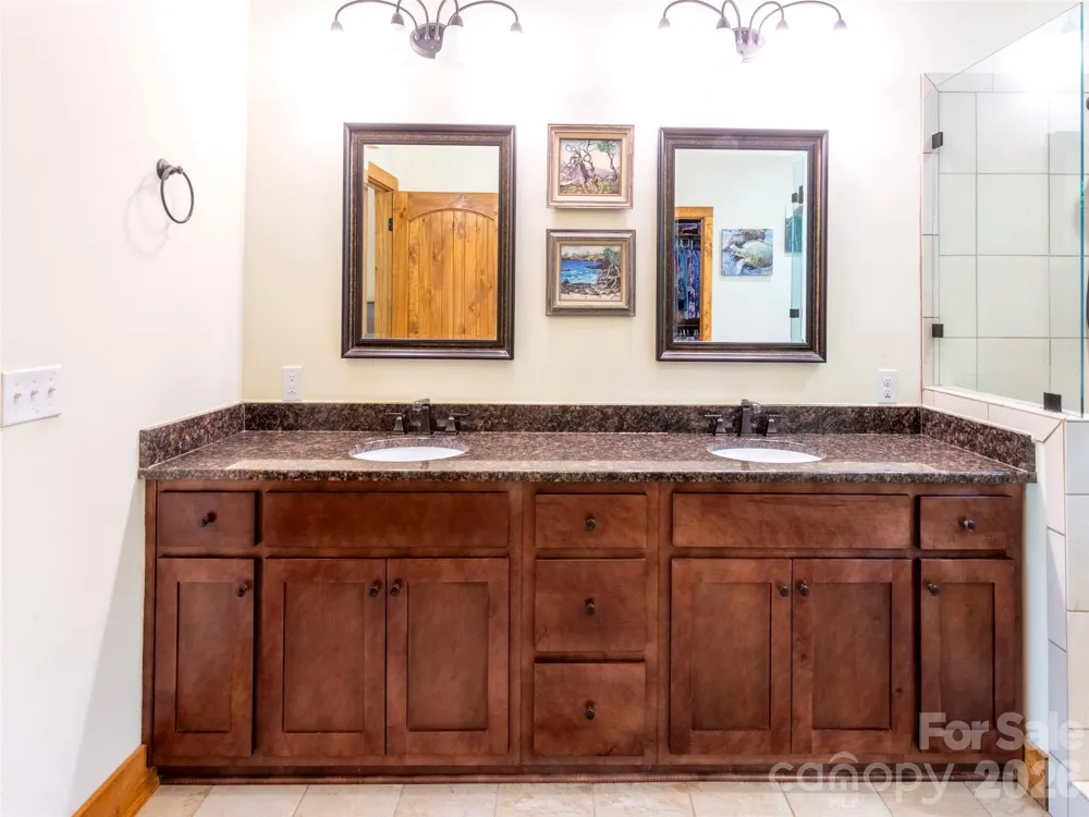 86 Crossings Circle Fairview, NC 28730