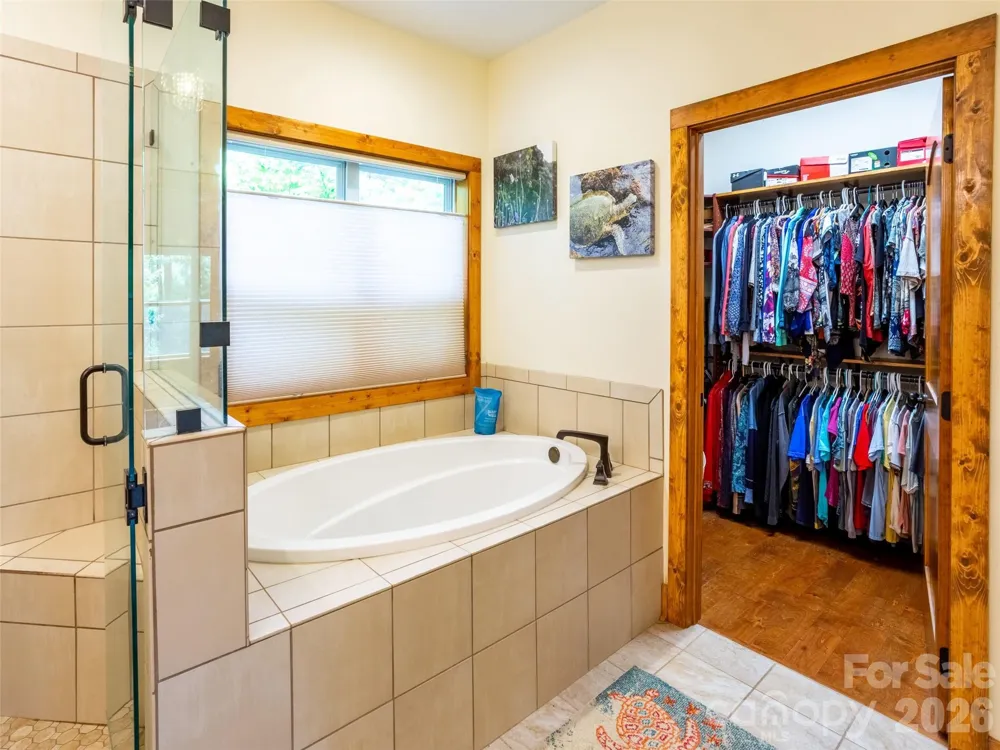 86 Crossings Circle Fairview, NC 28730