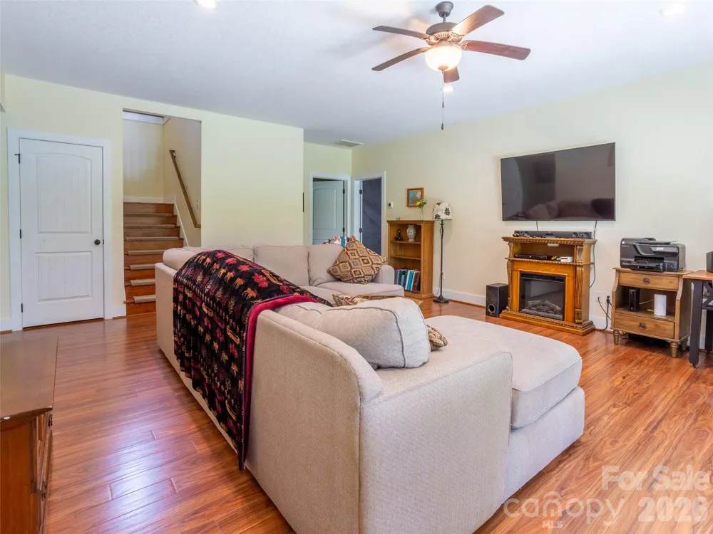 86 Crossings Circle Fairview, NC 28730