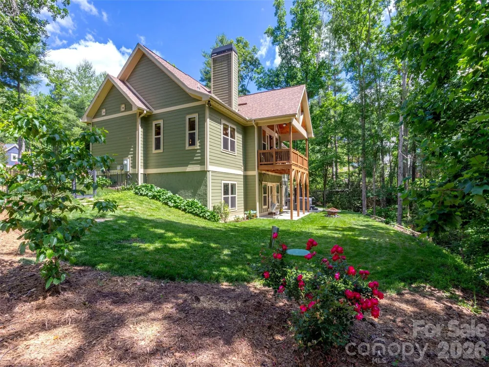 86 Crossings Circle Fairview, NC 28730