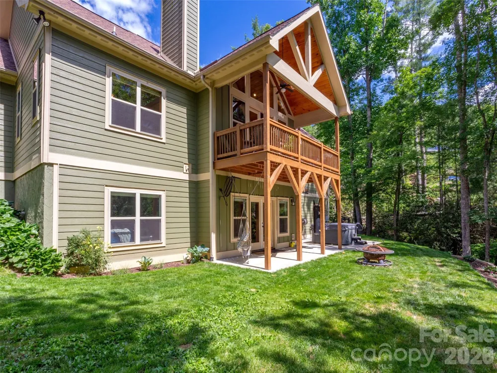 86 Crossings Circle Fairview, NC 28730