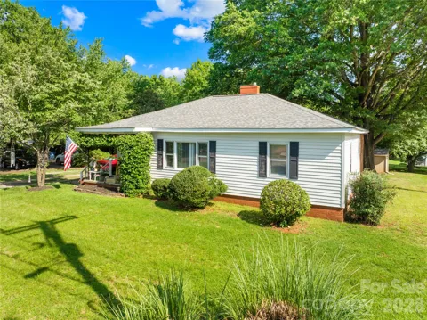 103 Greenway Drive