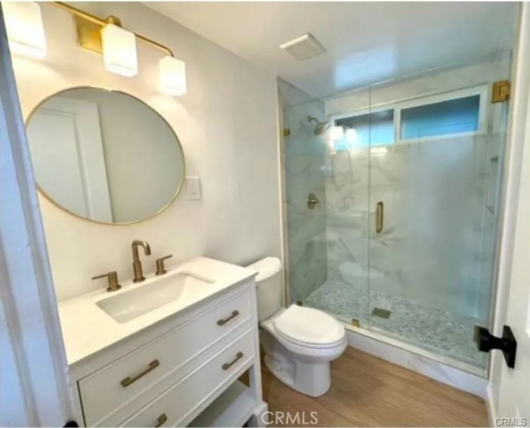 2324 W Palm Avenue Orange, CA 92868