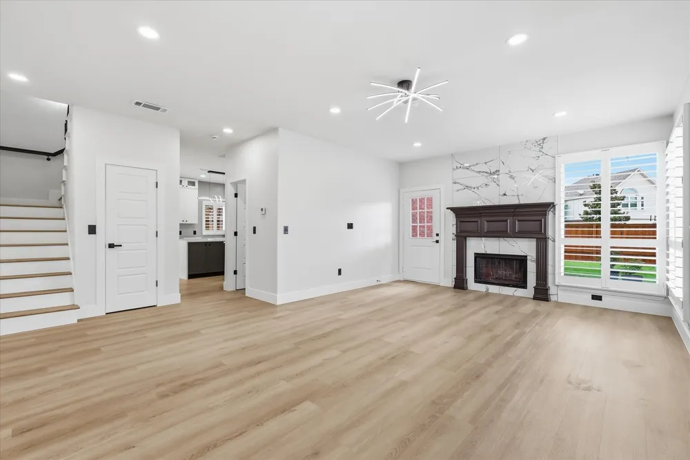 652 Allen Road Coppell, TX 75019