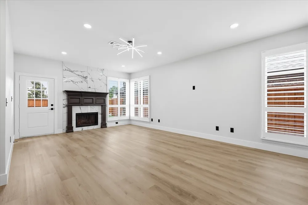 652 Allen Road Coppell, TX 75019