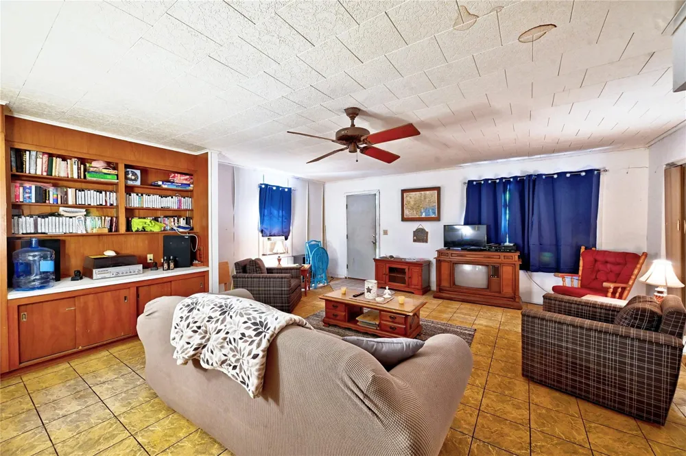 81 E Bishop Road Point Blank, TX 77364