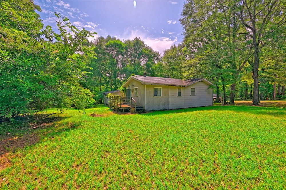 81 E Bishop Road Point Blank, TX 77364