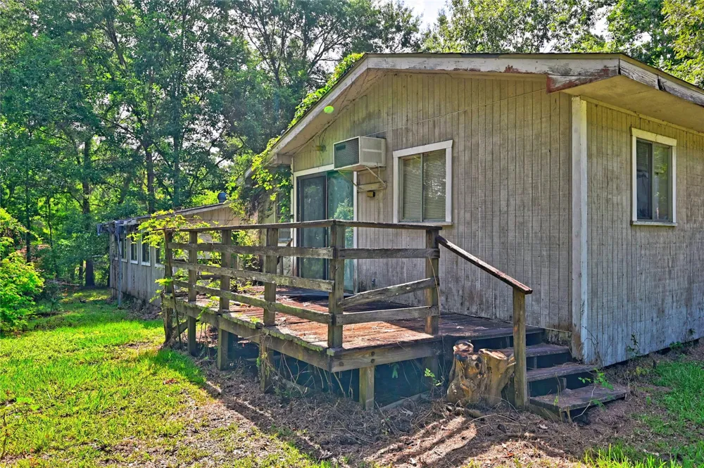 81 E Bishop Road Point Blank, TX 77364