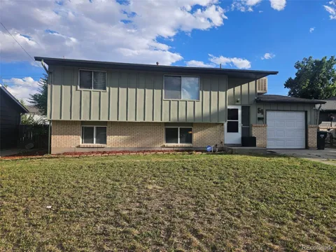54 Bridle Trail