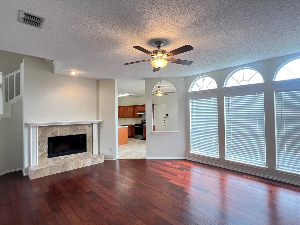 723 Sumner Drive Mesquite, TX 75149