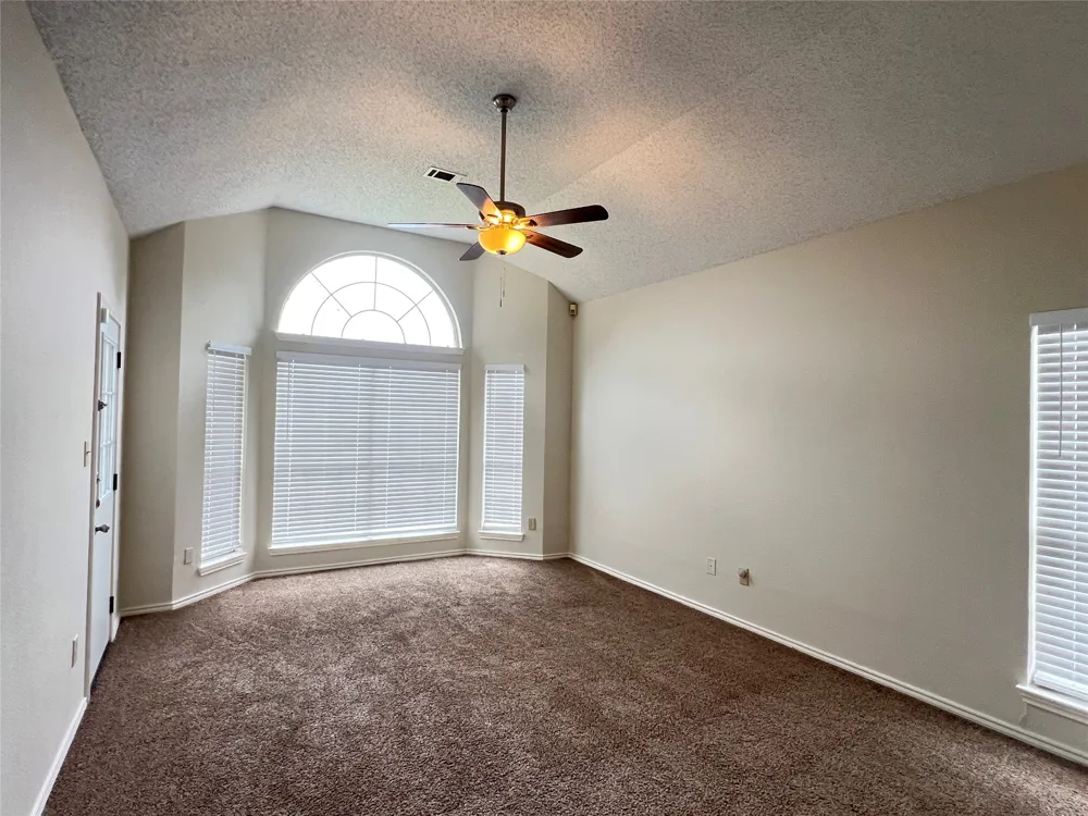 723 Sumner Drive Mesquite, TX 75149
