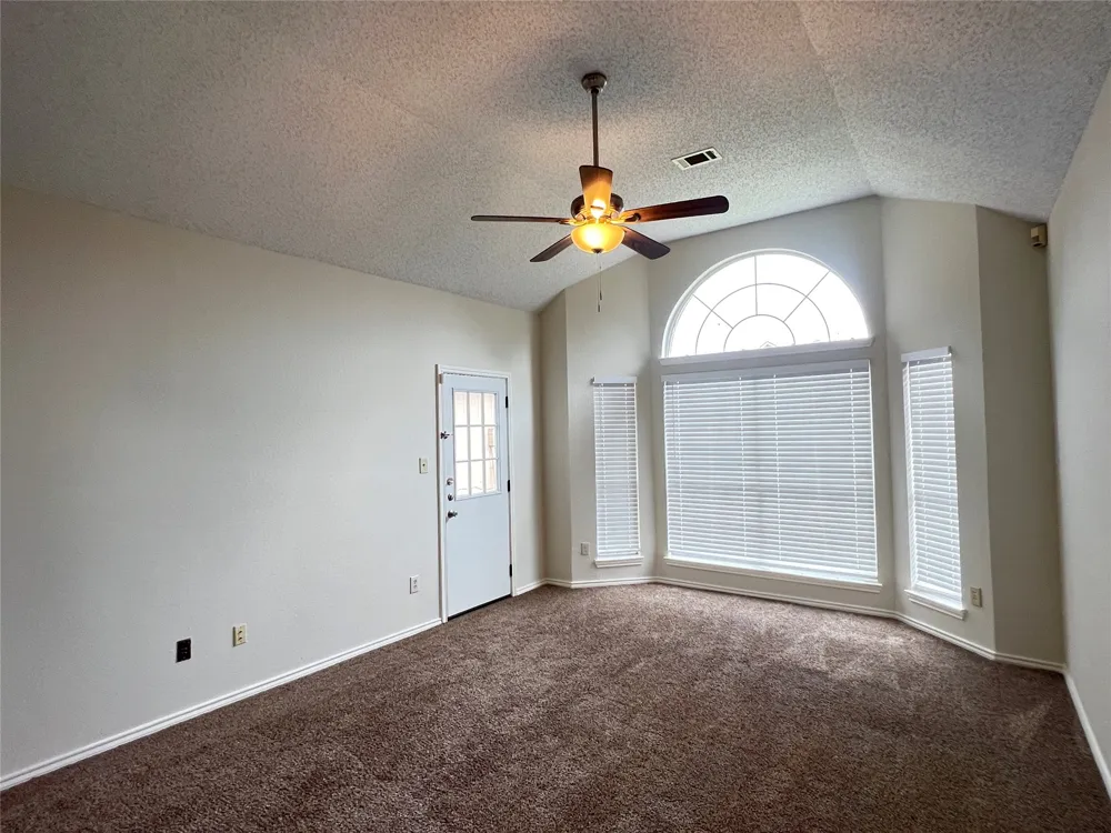 723 Sumner Drive Mesquite, TX 75149