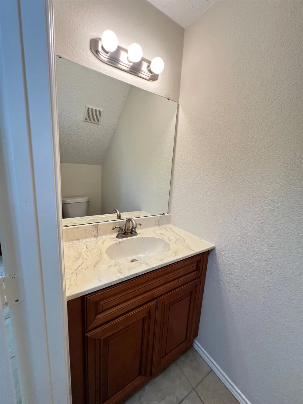 723 Sumner Drive Mesquite, TX 75149