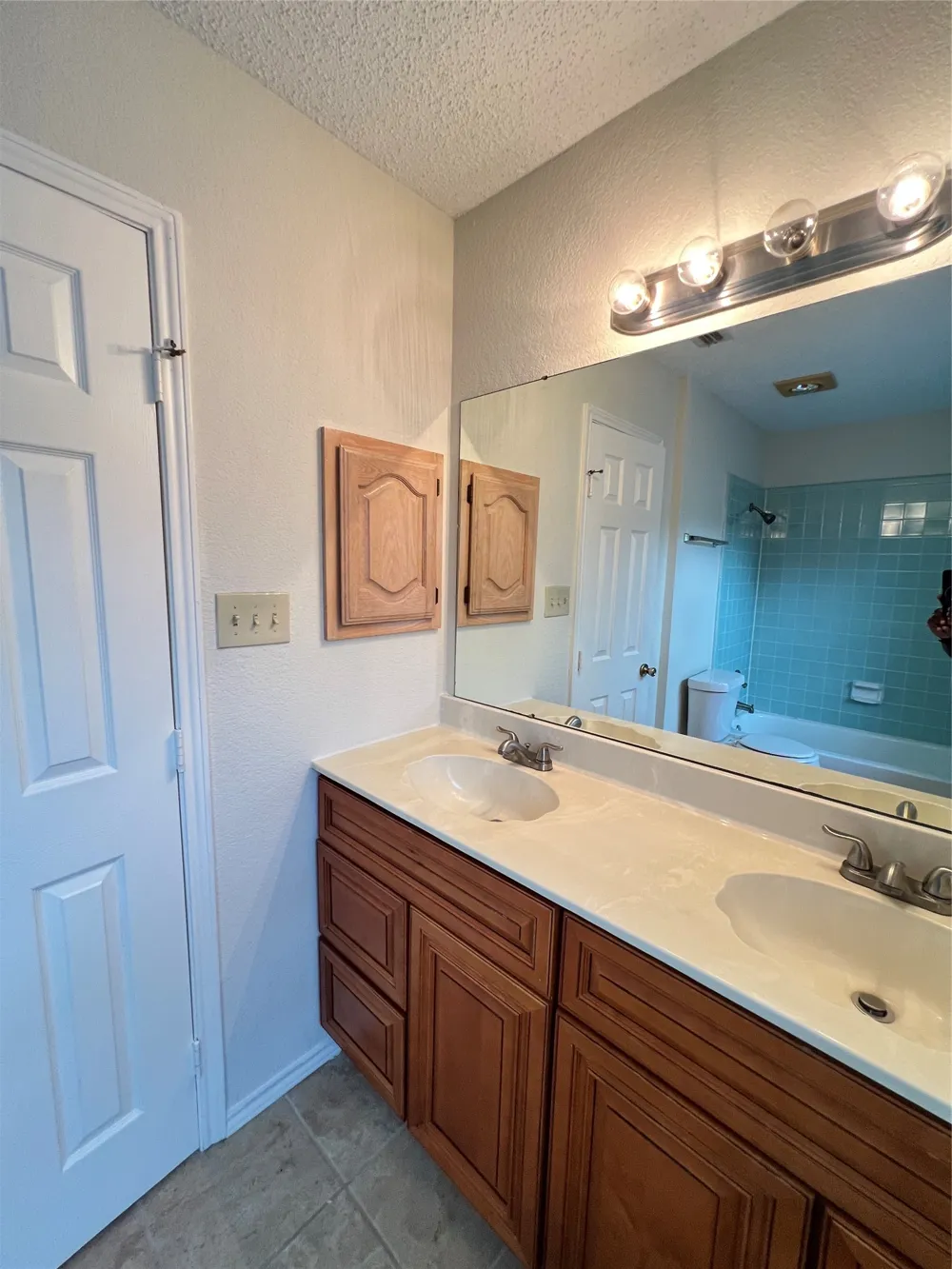 723 Sumner Drive Mesquite, TX 75149