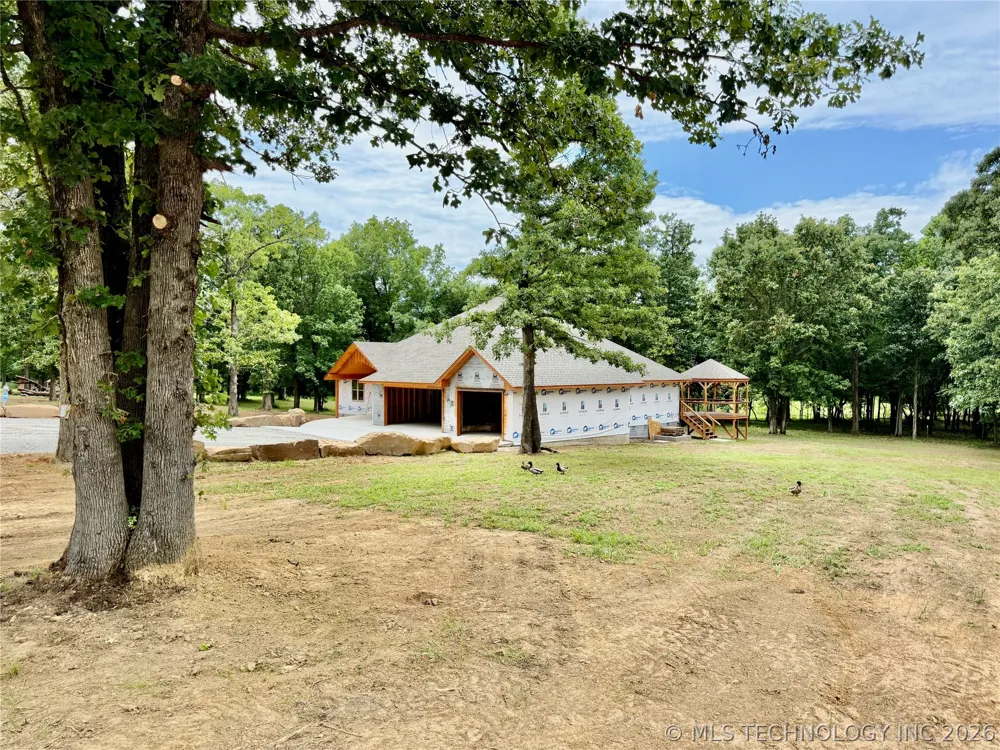 418210 E 1200 Eufaula, OK 74432