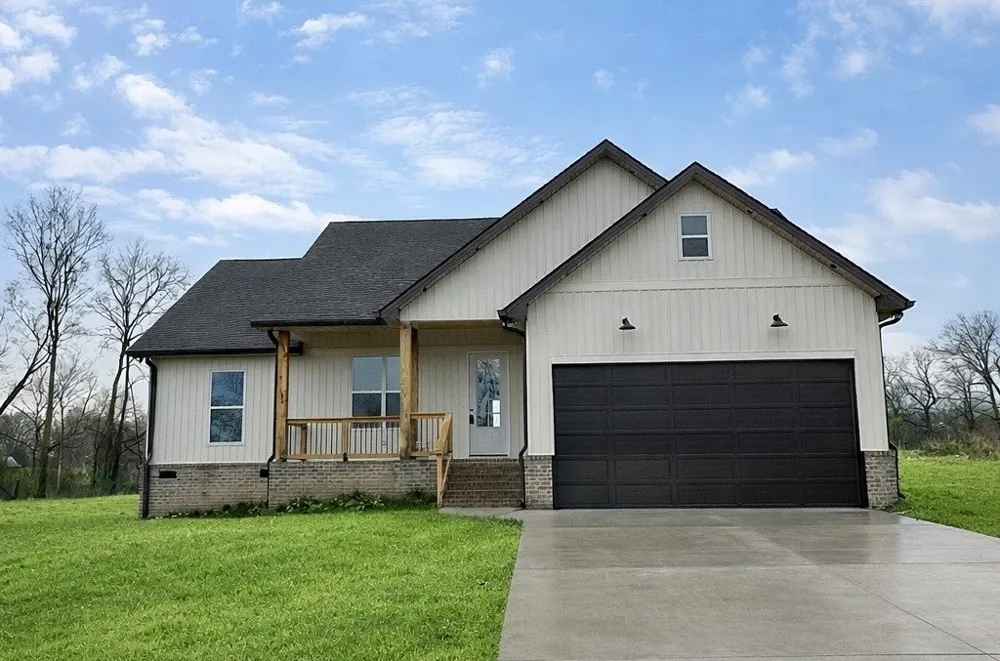 134 Lightfoot Ln Estill Springs, TN 37330