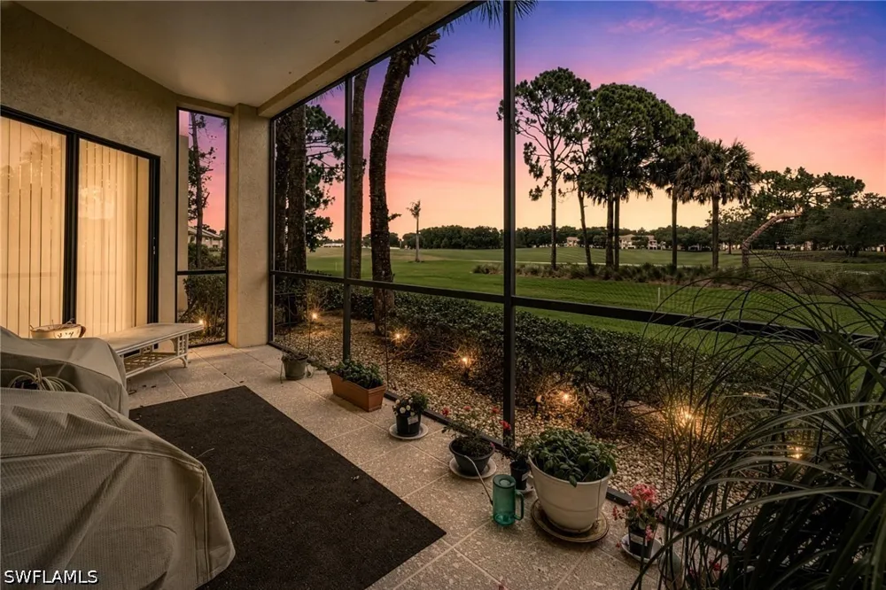 Vintage Circle #103 Naples, FL 34119