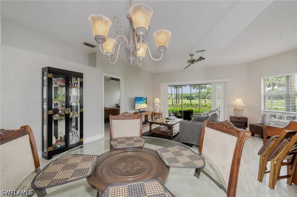 Vintage Circle #103 Naples, FL 34119