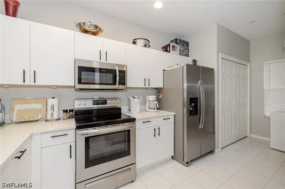 Vintage Circle #103 Naples, FL 34119