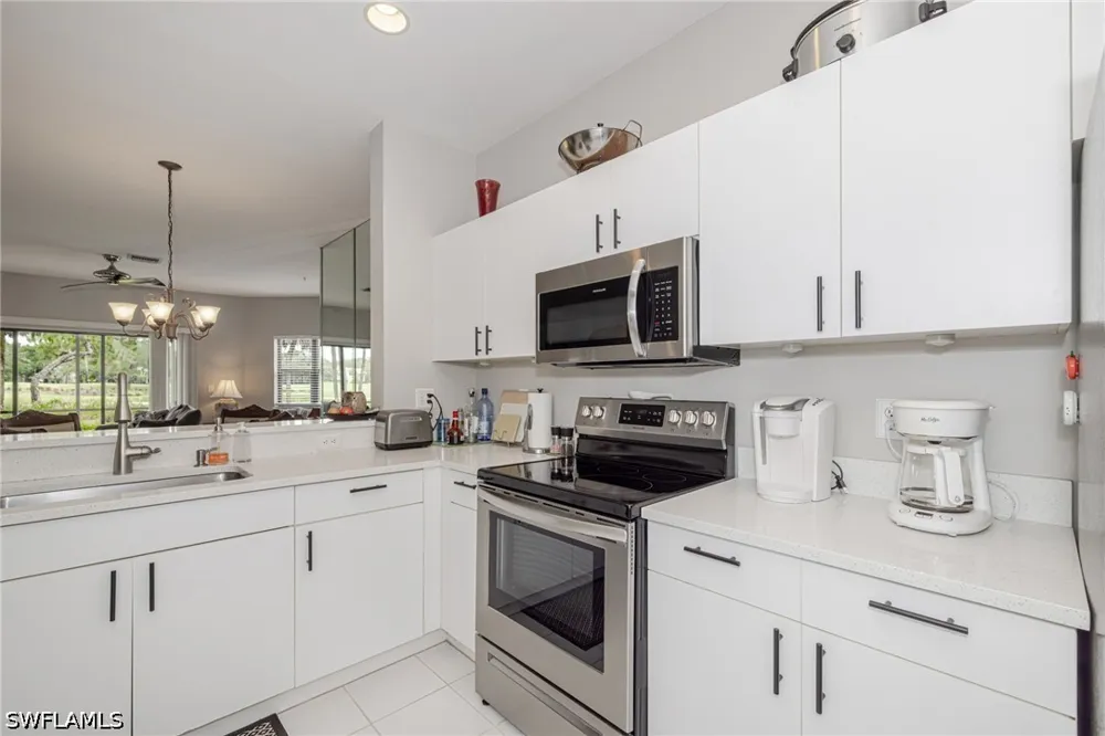 Vintage Circle #103 Naples, FL 34119
