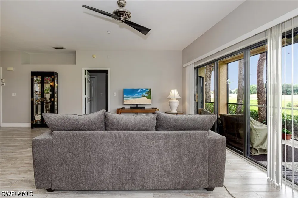 Vintage Circle #103 Naples, FL 34119