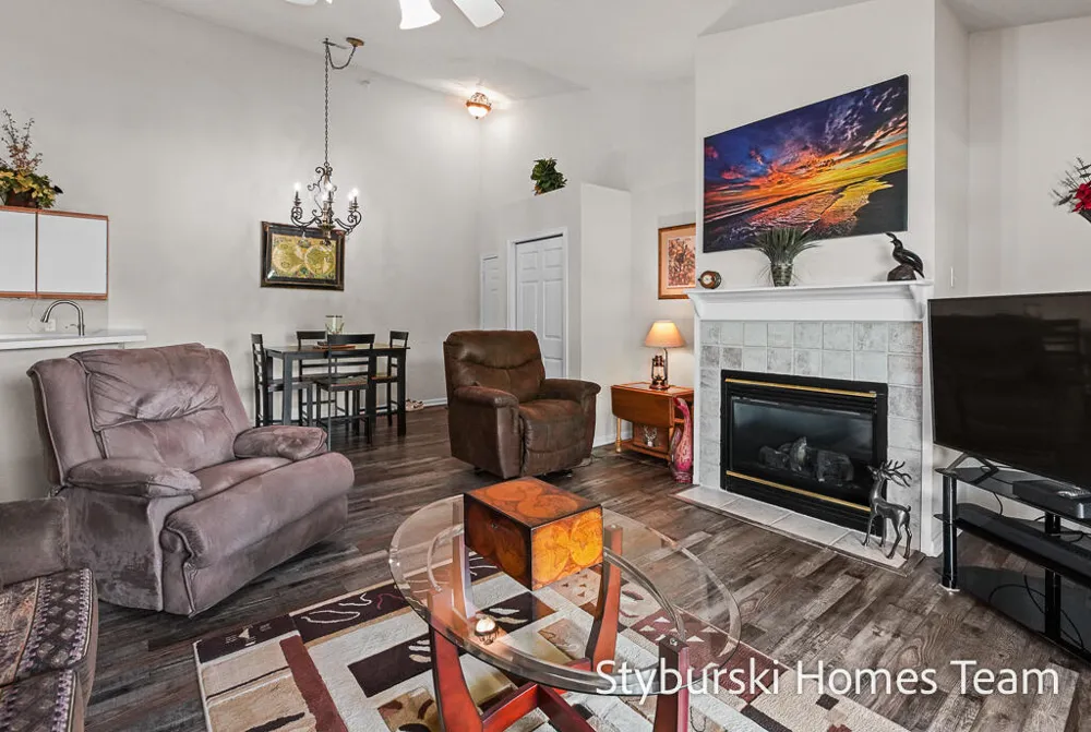 5877 Crosswinds Drive #31 Norton Shores City, MI 49444