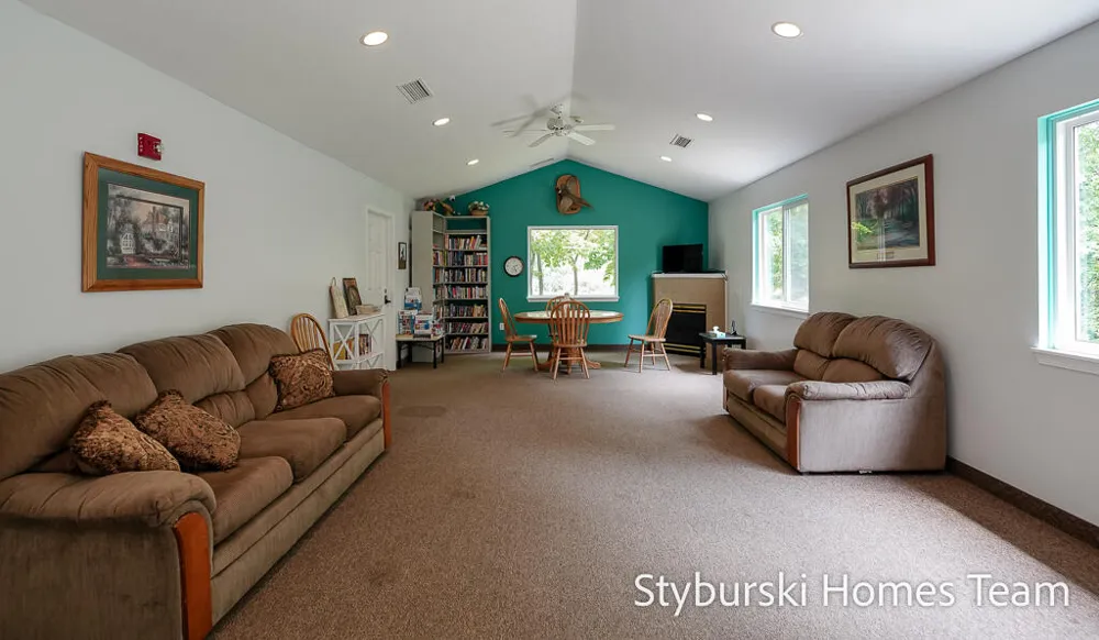 5877 Crosswinds Drive #31 Norton Shores City, MI 49444