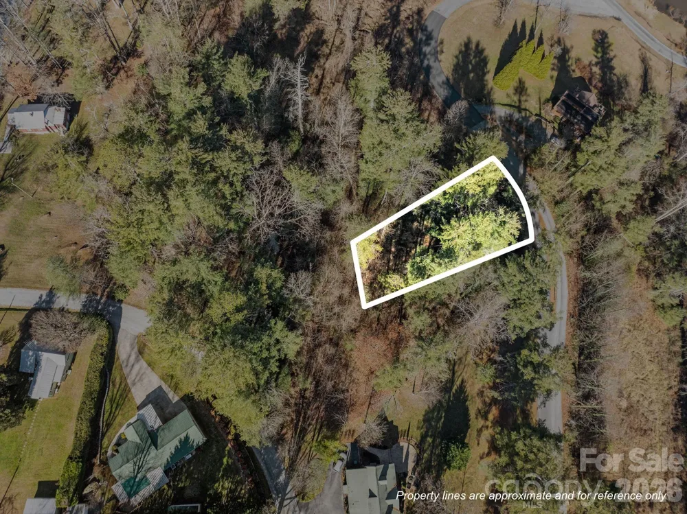 000 Oscelake Way #6 and 14 Hendersonville, NC 28739