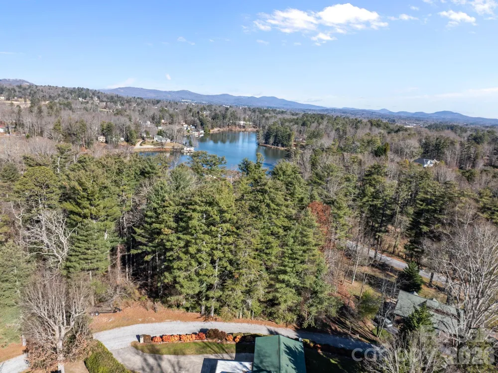 000 Oscelake Way #6 and 14 Hendersonville, NC 28739