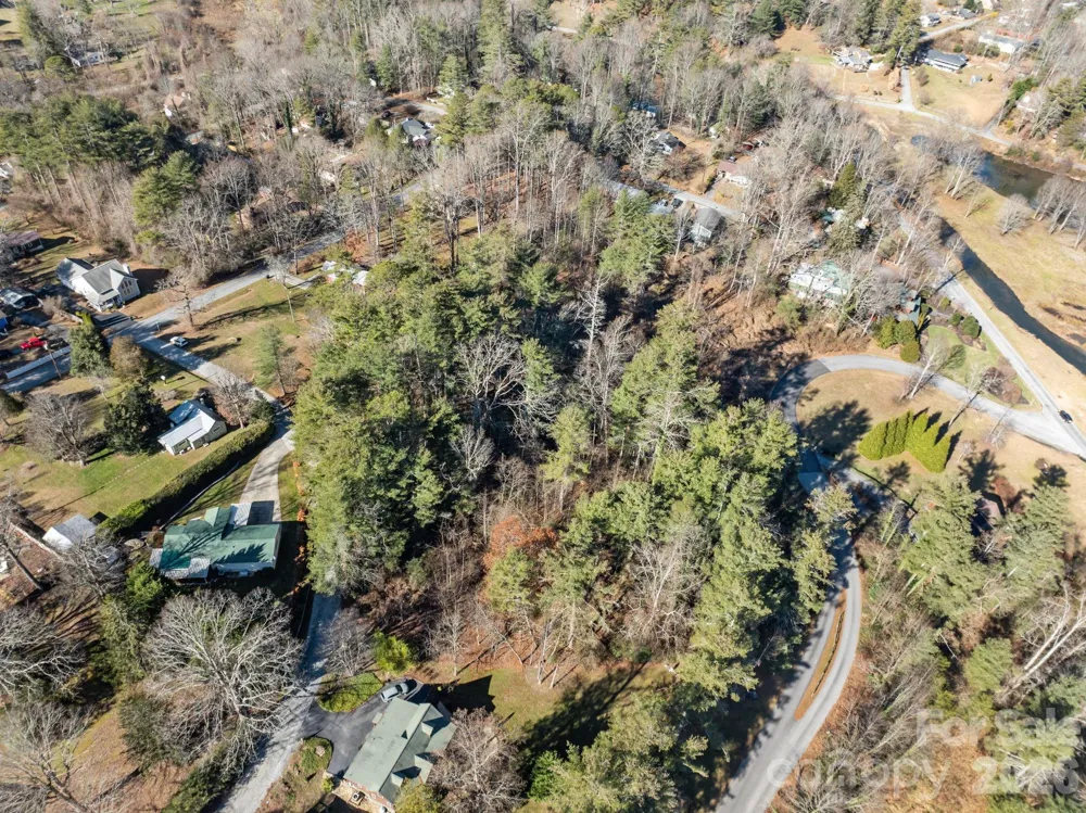 522 Bonner Street Hendersonville, NC 28739