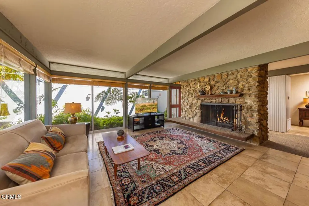 669 Highland Drive Ojai, CA 93023