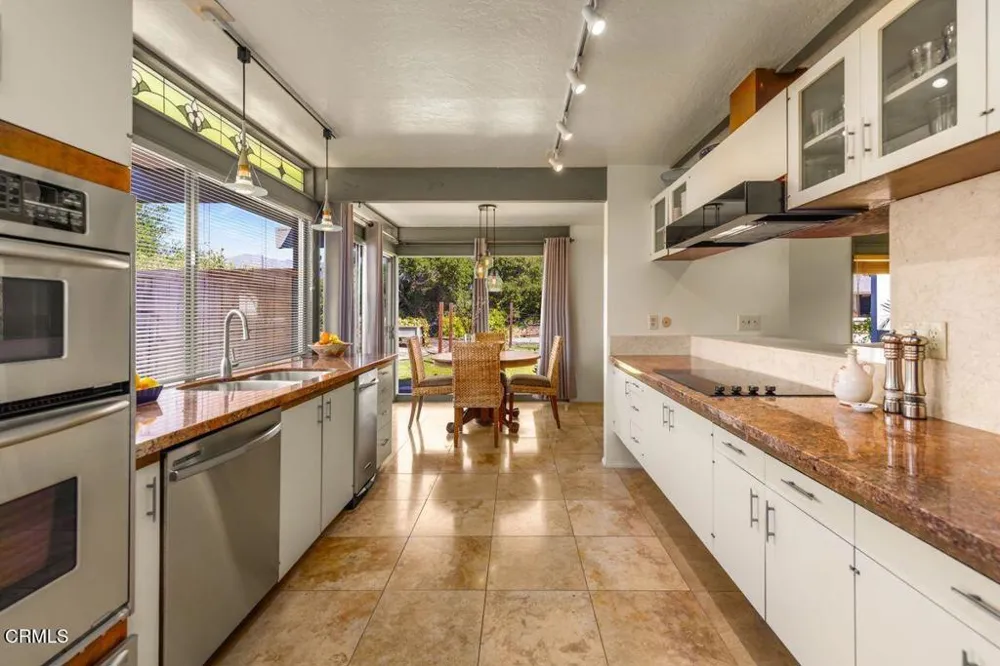 669 Highland Drive Ojai, CA 93023