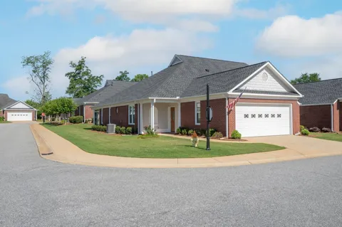 5011 Autumn Leaf Court #A