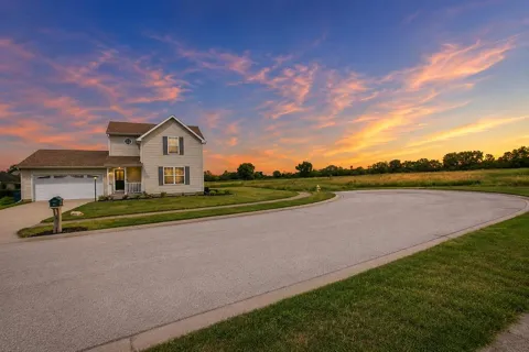 204 Walnut Crossing Drive