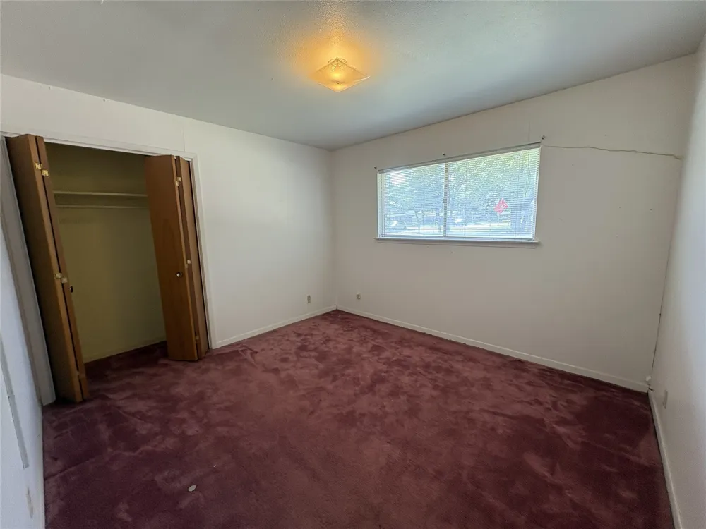 212 S Norma Drive Lacy Lakeview, TX 76705