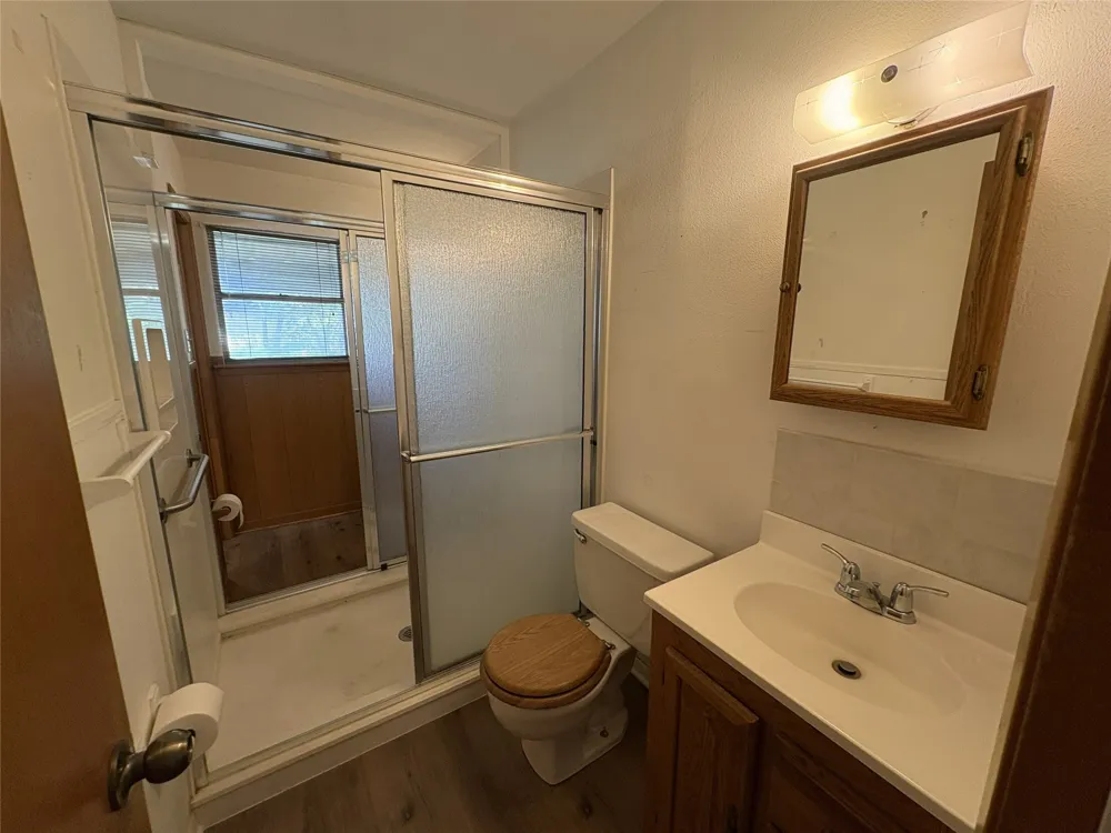 212 S Norma Drive Lacy Lakeview, TX 76705