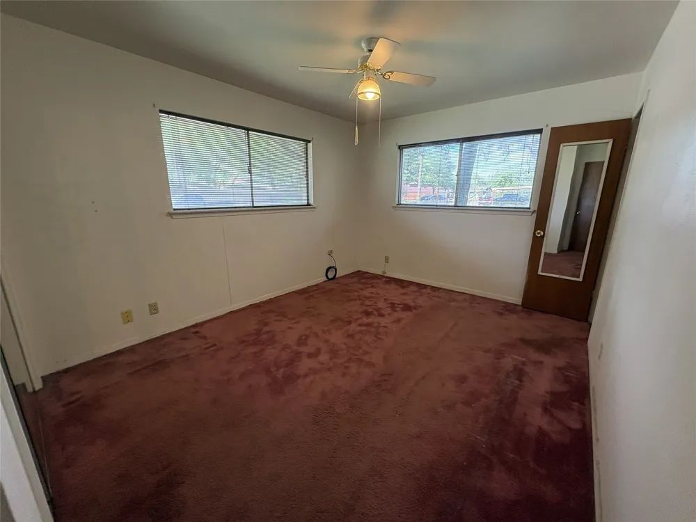 212 S Norma Drive Lacy Lakeview, TX 76705