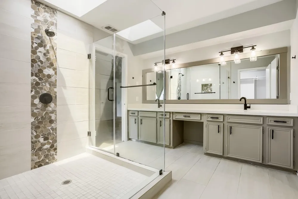 16505 Cornwall Street Jersey Village, TX 77040
