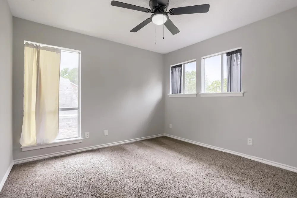 16505 Cornwall Street Jersey Village, TX 77040