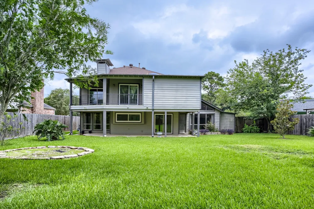 16505 Cornwall Street Jersey Village, TX 77040