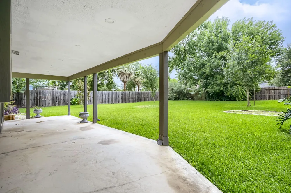 16505 Cornwall Street Jersey Village, TX 77040
