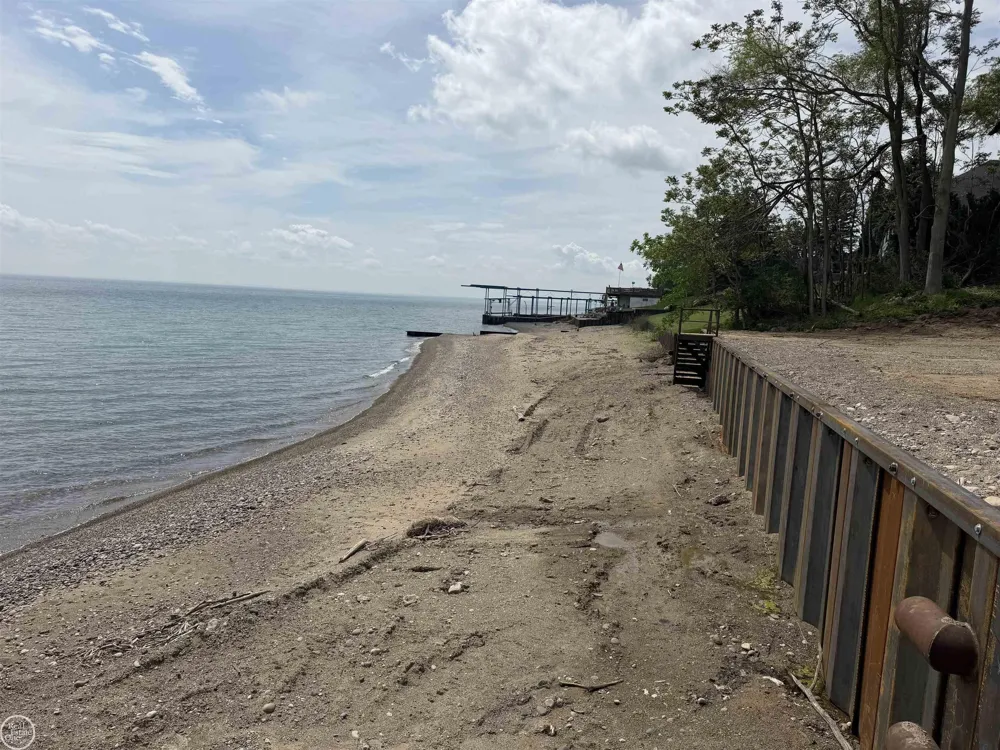 8340 Lakeshore Road Burtchville Township, MI 48059