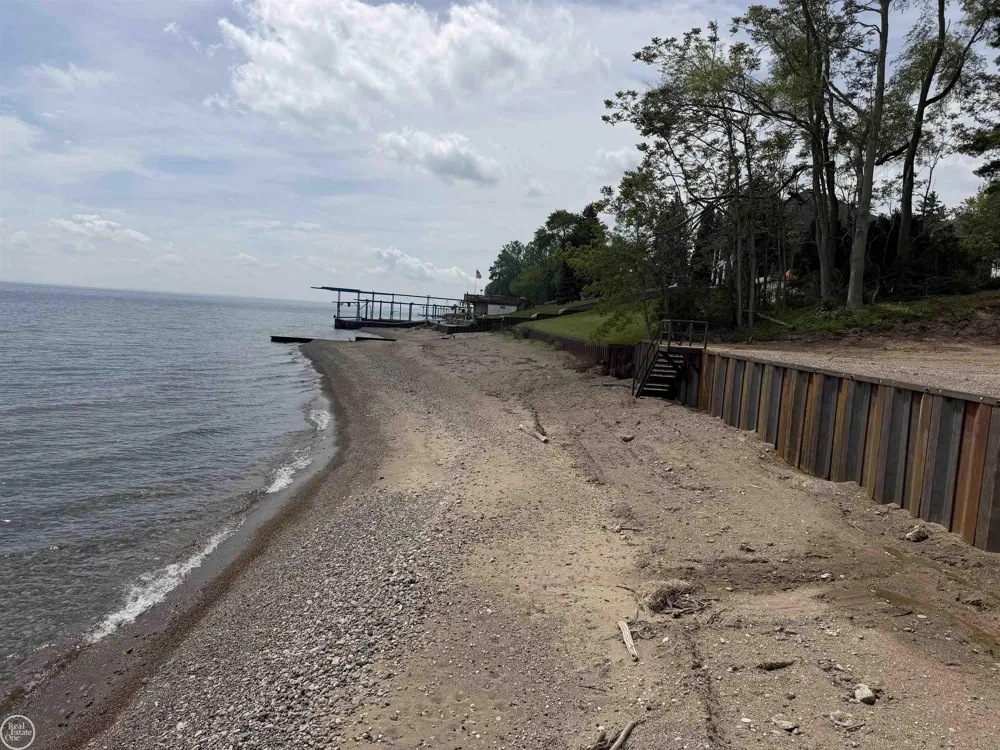 8340 Lakeshore Road Burtchville Township, MI 48059