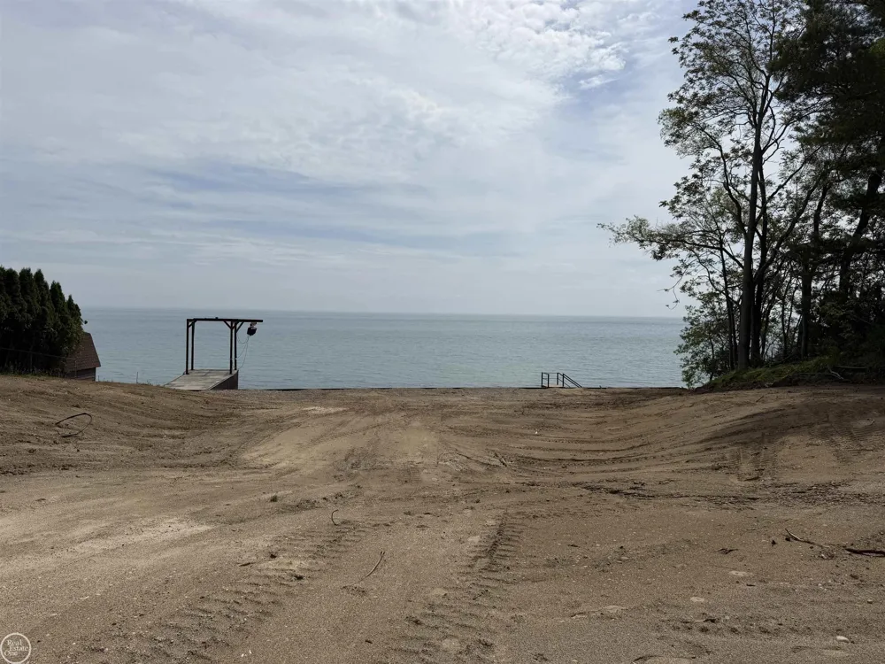 8340 Lakeshore Road Burtchville Township, MI 48059