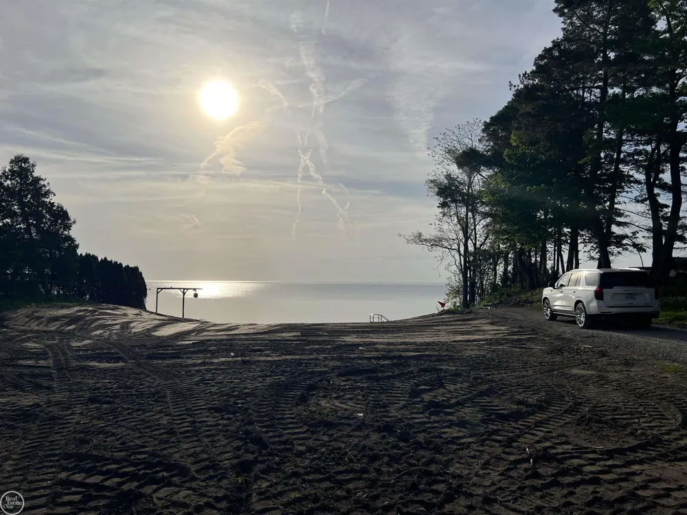8340 Lakeshore Road Burtchville Township, MI 48059