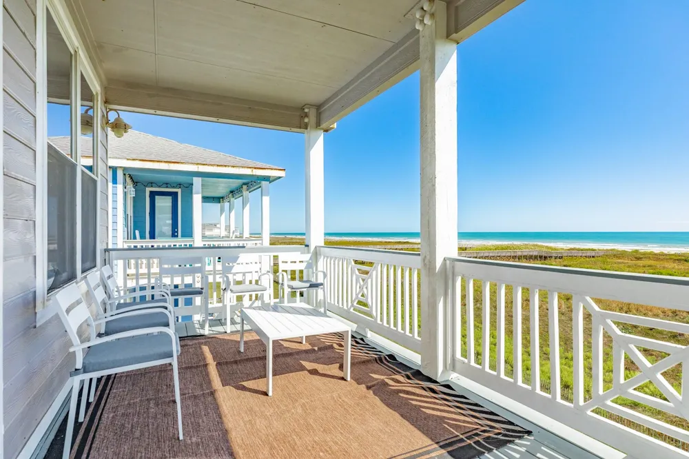 4215 Green Heron Drive Galveston, TX 77554
